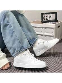 Nike EBERNON 复古高帮运动鞋，简约设计，舒适休闲运动 - 白色 - 查看 6