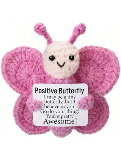 这款迷你毛绒蝴蝶玩偶是一款多功能礼物，适合所有年龄段。它可以作为圣诞礼物、桌面摆件、汽车挂件，还能在复活节、母亲节或任何特殊场合传递温暖。