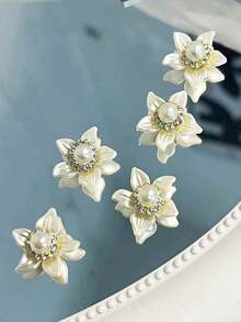 Nuevos Sakura con puntos dorados y diamantes, materiales de tienda de manualidades DIY para accesorios para el cabello como pasadores, placas de flores de resina DIY para abanicos de novia y otros accesorios florales de mano