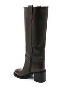 Mid-Calf Boots With A Slightly Pointed Toe And A Stable Block Heel-An Elegant And Comfortable Look. - Brown 2523A - View 4