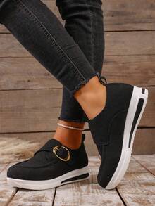 新款女士时尚休闲运动鞋,纯色学院风面料魔术贴纯金属平底鞋,适合休闲、假日、婚礼、大学、度假、派对、室内、办公、春秋季等场合。 - 黑色 - 查看 5