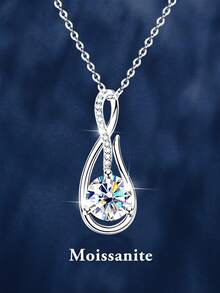 Un elegante collar de moissanita de 1 quilate para mujeres de plata esterlina 925, joyería de moda clásica para uso diario y vacaciones, un exquisito regalo de cumpleaños, compromiso, boda, aniversario, Navidad, Día de Acción de Gracias y otras ocasiones especiales, una joya brillante y hermosa, un regalo ideal para graduación.