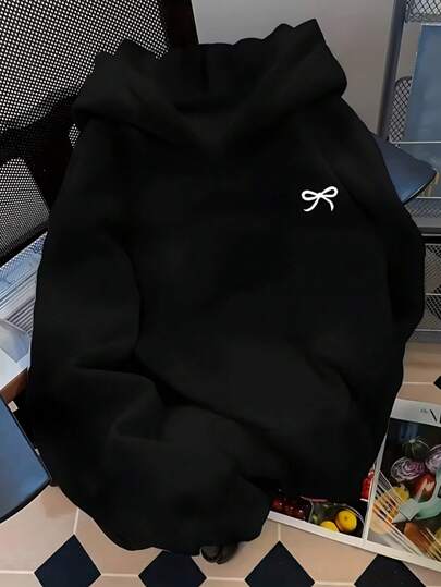 Mujer003 Sudadera de mujer invierno sudadera de manga larga cómoda suave Sudadera negra con distintivo elegante de una arcoíris en el pecho, perfecta para combinaciones modernas