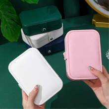 1 Stück tragbare Schmuckbox, kleine Schmuckboxen für Frauen, einfacher Schmuckorganizer für Zuhause, Reiseorganizer, feiner Mini-Aufbewahrungskasten für Ohrringe, Schmuck, Reißverschluss-Etui für Ohrringe, Ringe, Halsketten, Armbänder, tragbare Schminktasche, süße Kosmetiktasche, Schul-Grundausstattung, unvergessliches Urlaubsgeschenk, Brautjungferngeschenk und Reiseessentials, doppellagige tragbare Mini-Ausstellungsaufbewahrungsbox, Muttertags-Geschenk