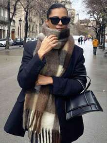 1pc Women Colorful Plaid Scarf, Warm Neck Warmer, Suitable For Daily Life, Work, Shopping, Autumn/Winter For Dress