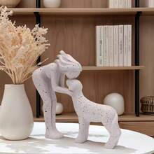 1 peça de arte em resina representando a amizade entre menina e cachorro, estátua de menina e cachorro, comemorando seu vínculo, elegante presente de decoração para casa, para aqueles que têm amizades preciosas, decoração de quarto, lembra a menina com seu fiel companheiro de estimação, estatueta para ambientes internos/externos, decoração de Natal - Multicolorido - Ver 2