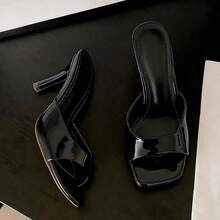 Novedad: Sandalias de tacón alto de charol para verano, estilo versátil, tacón fino, puntera cuadrada, sandalias sensuales con tiras para llevar al aire libre Sandalias de tacón de recubierto - Negro - Ver 5