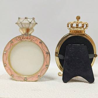 2 Pcs Nail Diamond Display Frame Can Support, Alloy Color Palette Crown Nail Display Board For Color Mixing Gel Painting Photography Props Manicure Tool Accessory Makeup Display, Golden Silvery Edge Palette Nail Polish Gel Display Photo Props