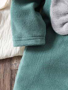 1pc Newborn Baby Green Plush Elephant Print Long Sleeve Footed Jumpsuit, Comfortable Daily Wear