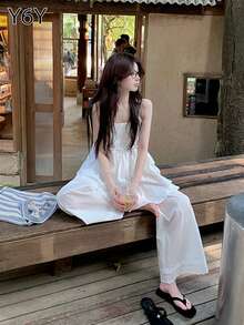 2025 New French Autumn Bestseller White Embroidered Casual A-Line Slip Dress For Women