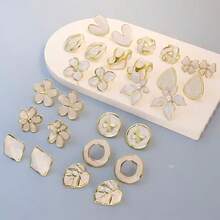 24 piezas de pendientes con forma de mariposa/flor/hoja de acero inoxidable blanco, estilos surtidos, adecuados como regalos festivos (surtido aleatorio) - Multicolor - Ver 2