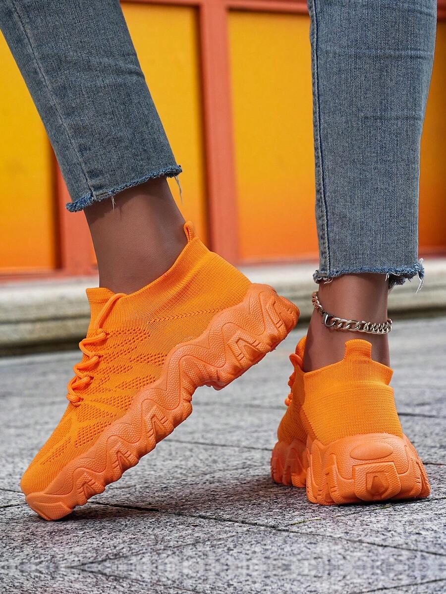 ​Women's Vibrant Orange Extra Wide Sneakers - Wide Fit Comfort With Knit Upper For Street Style, Year-Round Shoes For Women​ - 橘色 - 查看 1