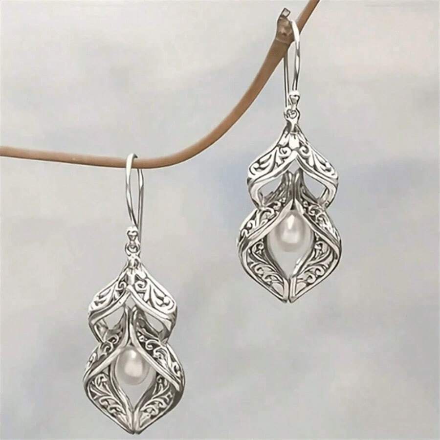 1 Pair Women's Vintage Earrings - Carved Textured Design With Faux Pearl Pendant, Ideal For Casual Daily Wear - 復古銀色 - 查看 1