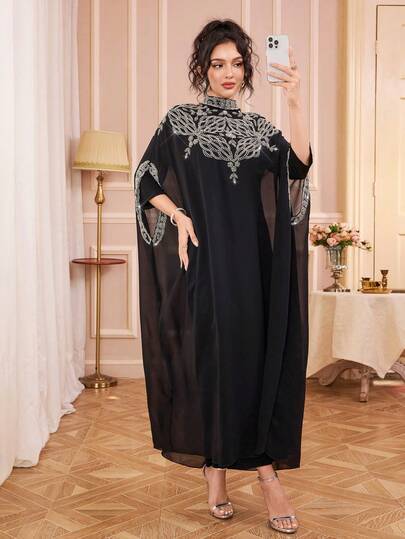 2pcs/Set Women's Stand Collar Solid Color Heavily Embroidered & Beaded Cuff Dress + Solid Color Soft 3/4 Sleeve Dress, Arabic Style