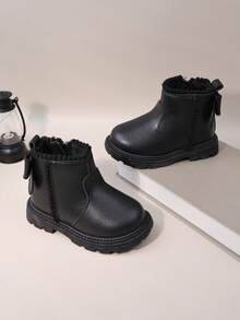 1 双黑色幼儿女童靴，纯色柔软 PU 材质，低帮，侧面绒球拉链设计，圆头，厚底，防滑，舒适，时尚休闲可爱正装靴，适合 3-15 岁女学生，室内/室外，派对，2025 年秋冬新品 - 黑色 - 查看 7