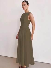 MODA MO, REF: H978 Women's Dress, Long Dress, Sleeveless, Round Neckline, High Waist, Backless, Zipper Dress, Slim Model, A-Line Dress, Elegant, Modern, Light, Comfortable, Versatile, Refined Look, Casual Chic Dress, Event Dress, Sophisticated Look, Summer Dress, Quality Finish, Feminine Style. - 墨綠色 - 查看 4