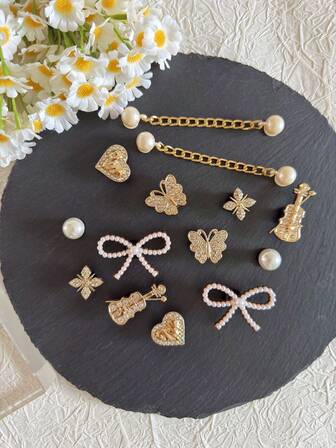 14pcs Shoe Charms (Gold Pearl Bow, Rhinestone Butterfly, Gold Guitar, Heart, Gold Diamond Chain), Detachable DIY Decorations Suitable For Garden Shoes, Clogs, Sandals, Slippers And Beach Bags, Perfect Gifts For Holidays, Parties And Special Occasions
