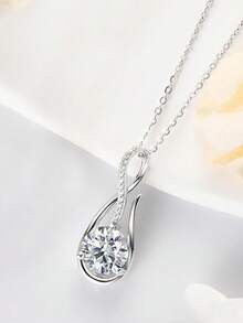 Un elegante collar de moissanita de 1 quilate para mujeres de plata esterlina 925, joyería de moda clásica para uso diario y vacaciones, un exquisito regalo de cumpleaños, compromiso, boda, aniversario, Navidad, Día de Acción de Gracias y otras ocasiones especiales, una joya brillante y hermosa, un regalo ideal para graduación.