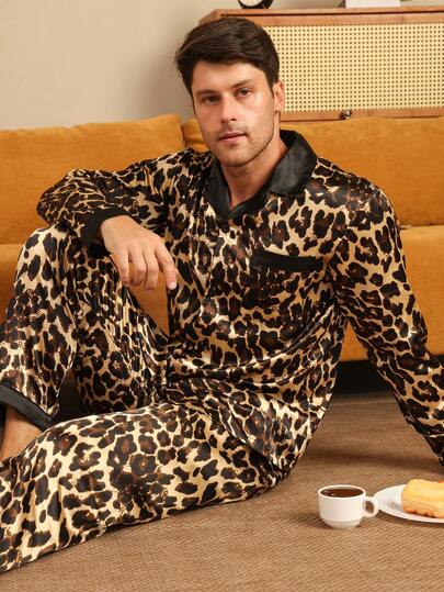 Conjunto de pijama masculino de manga comprida e calça comprida, cardigã de cetim com botões e roupa de dormir com estampa de leopardo, 2 peças