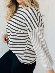 sweat-shirt décontracté pour femmes sans capuche, design rayé sur les manches et le corps, Top de tous les jours et personnalisé - Noir et Blanc - Voir 4