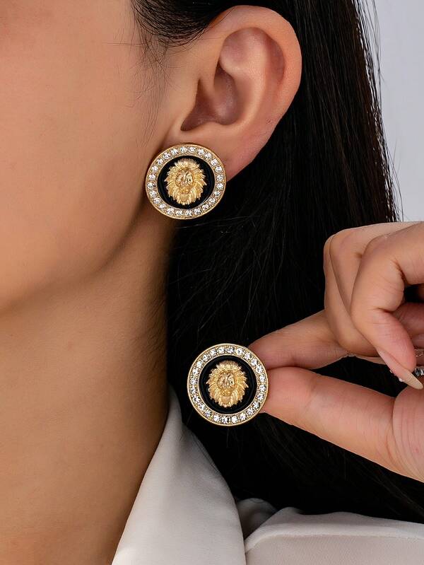 1 Pair Charming Vintage Gold-Plated Lion Badge Earrings, Micro-Inlaid Cubic Zirconia, Perfect For Fashion Women's Party, Event And Versatile Daily Wear