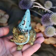Rustic Country Style Charming Resin 1pc Figurine - Miniature Garden Animal Statue With Hat - Decorative Flower-Themed Fairy Garden Accent Succulent Planters, Outdoor & Indoor