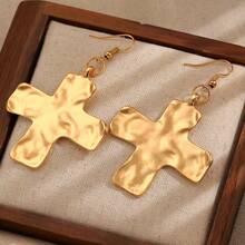 [Vintage Cross Earrings] Vintage Geometric Cross Pendant Earrings For Women - 1 Pair Golden-Tone Alloy Statement Jewelry |       Lightweight Everyday & Formal Wear, Minimalist Retro Design, Versatile Fashion, Hammered Texture - Vàng - Xem 3