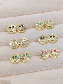 2 Peças Brincos de Botão com Rosto Sorridente Redondo Incrustado de Zircônia Cúbica e Cobre, Jóia de Estilo Elegante e Divertido, Adequada para Combinação Diária para Adicionar um Toque Vivo e Refinado.