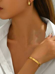 Star Detail Cuff Bangle - Gold - View 11