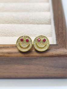 2 Peças Brincos de Botão com Rosto Sorridente Redondo Incrustado de Zircônia Cúbica e Cobre, Jóia de Estilo Elegante e Divertido, Adequada para Combinação Diária para Adicionar um Toque Vivo e Refinado.