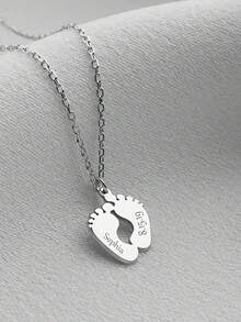 Personligt unikt fotavtryckshalsband, kan graveras familjemedlemmars engelska namn och födelsedagar, personligt fotavtryckshalsband för bebisar, halsband för nybliven mamma, babyshowerpresent, födelsedagspresent, julklapp, anpassat namn- och datumgraverat hänge, halsband för nyfödd, justerbar förlängd kedja, minimalistisk design - Multifärgad - Visa 5