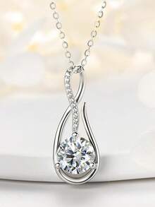 Un elegante collar de moissanita de 1 quilate para mujeres de plata esterlina 925, joyería de moda clásica para uso diario y vacaciones, un exquisito regalo de cumpleaños, compromiso, boda, aniversario, Navidad, Día de Acción de Gracias y otras ocasiones especiales, una joya brillante y hermosa, un regalo ideal para graduación.