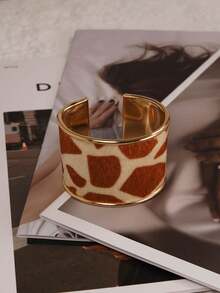 Fashionable Luxury Women's Open Bangle Bracelet