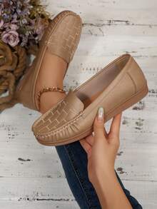 Women's Solid Color Fashion Commuter Basic Loafers, Round Toe Casual Non-Slip Slip-On Shoes, Comfortable Spring/Autumn