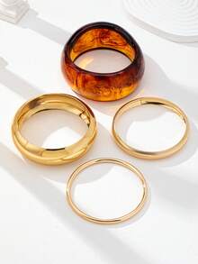 4 Pcs Oversized Chunky Resin Cuff Bangles Set, Minimalist Stackable Golden Color Metal Wheels Bracelets Set, Women Fashionable Jewelry Set For Daily Wear, Dating, Party