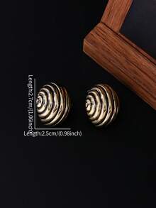 1 Pair Retro Chic Metal Striped Textured Shell Shaped Earrings, Niche Party Fashion Minimalist Style, Suitable For Women's Daily Life, Shopping, Banquet And Party Wear
