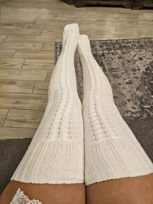 1 pieza Calcetines por encima de la rodilla de unicolor para otoño e invierno, gruesos y cálidos, súper cómodos, con diseño de felpa, calcetines con un fuerte envolvente, adecuados para salidas diarias y ocio en el hogar. Regalos para padres y otros familiares y amigos en Halloween.