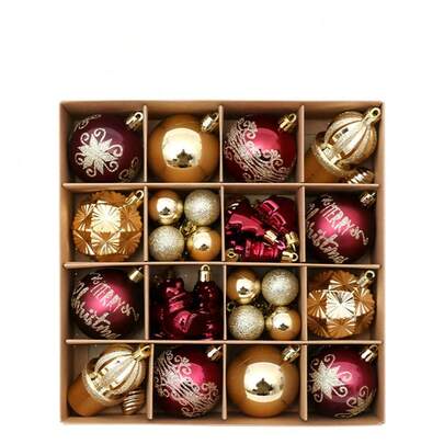 Christmas Decorations Red, Green And Gold 42 Exquisite Painted Christmas Ball Set Cartoon Gingerbread Man Donut Christmas Tree Pendant