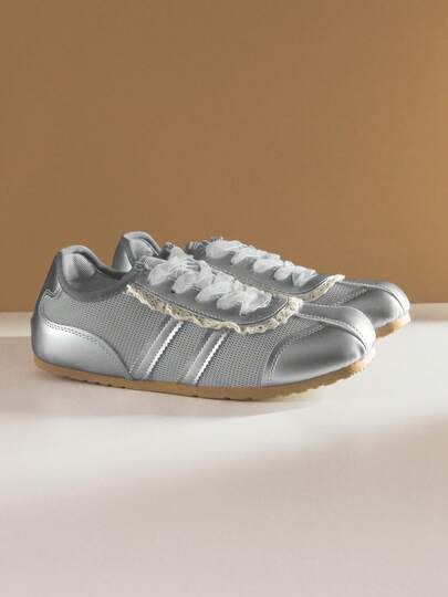 Sodalemon 女士休闲户外日常鞋，系带蝴蝶结校园街头旅行健身运动鞋，时尚常规系带运动鞋