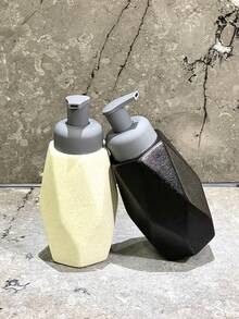 Dispensador de jabón cerámico geométrico, negro o blanco mate, diseño minimalista moderno, cabezal de bomba, adecuado para jabón de manos, jabón de platos, champú, loción corporal, uso en baño de hotel/hogar, botella vacía de alta gama rellenable