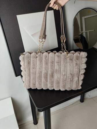 1 st stor kapacitet plysch dragkedja tygväska, mode metallkedja päls höst/vinter ny stil överdimensionerad väska, lämplig för kvinnors dagliga användning