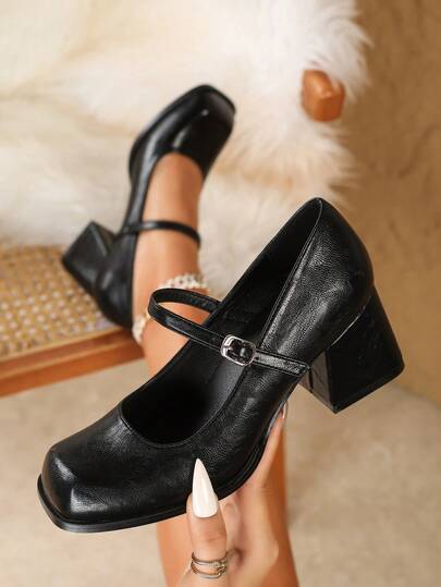 大码女式时尚百搭方头高跟鞋，玛丽珍皮革鞋，黑色，厚底高跟鞋，适合办公室、休闲、派对等场合。