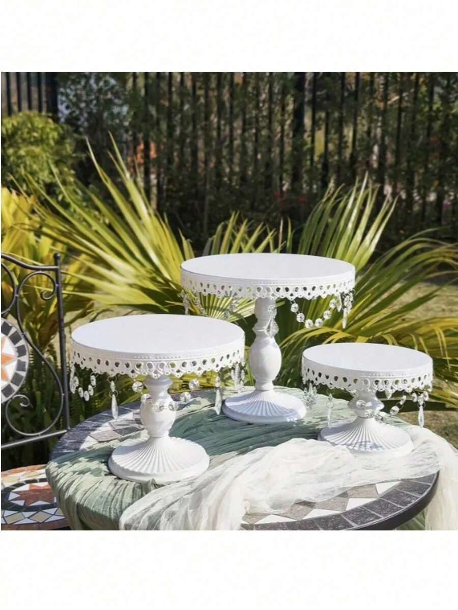 3Pcs Antique Cake Stand Set - Round Metal Cupcake Stands With Pendants And Beads - Elegant Dessert Display, For For Wedding, Birthday Party Decor,Dessert Table Display Set,Food Display Stands,Christmas Decorations For Home,Christmas Decor,Funny Gifts - trắng (mới) - Xem 1