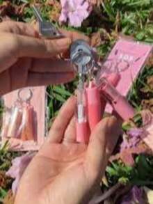 2 UNITS KEYCHAIN SOS MAKE UP MIA MAKE - Hoa hồng - Xem 3