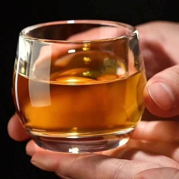 1 Set mit 6 exquisiten 95ml bleifrei Kristallglas Teegläsern - perfekt für Gongfu Tee, Getränke im Sommer & Winter, Wohndekoration