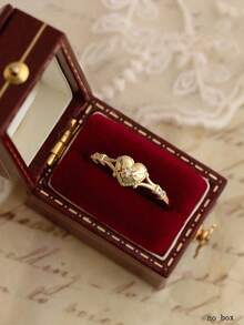 Gold Colour Heart Shaped CZ Ring (1Pc), Elegant Female Jewelry Accessory For Wedding Party & Fancy Gift AUWC - 戒指 - 查看 3