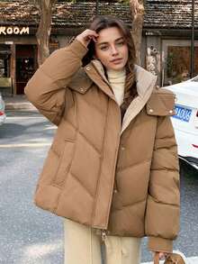 女士连帽插肩袖羽绒服，拉链和纽扣闭合，保暖聚酯纤维填充，常规长度 - 卡其色 - 查看 8