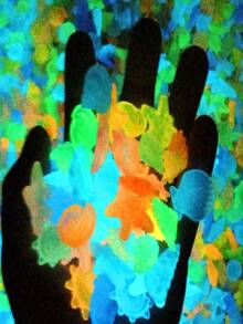 50/100/200pcs Mini Glow-In-The-Dark Resin Aquarium Decorative Stones, Ocean Elements, Beach Party, Compact High-Brightness Multicolor Fish Tank Landscape Lighting Stones, Long-Lasting Luminous Stones, Christmas Gift, Suitable For Various Environments