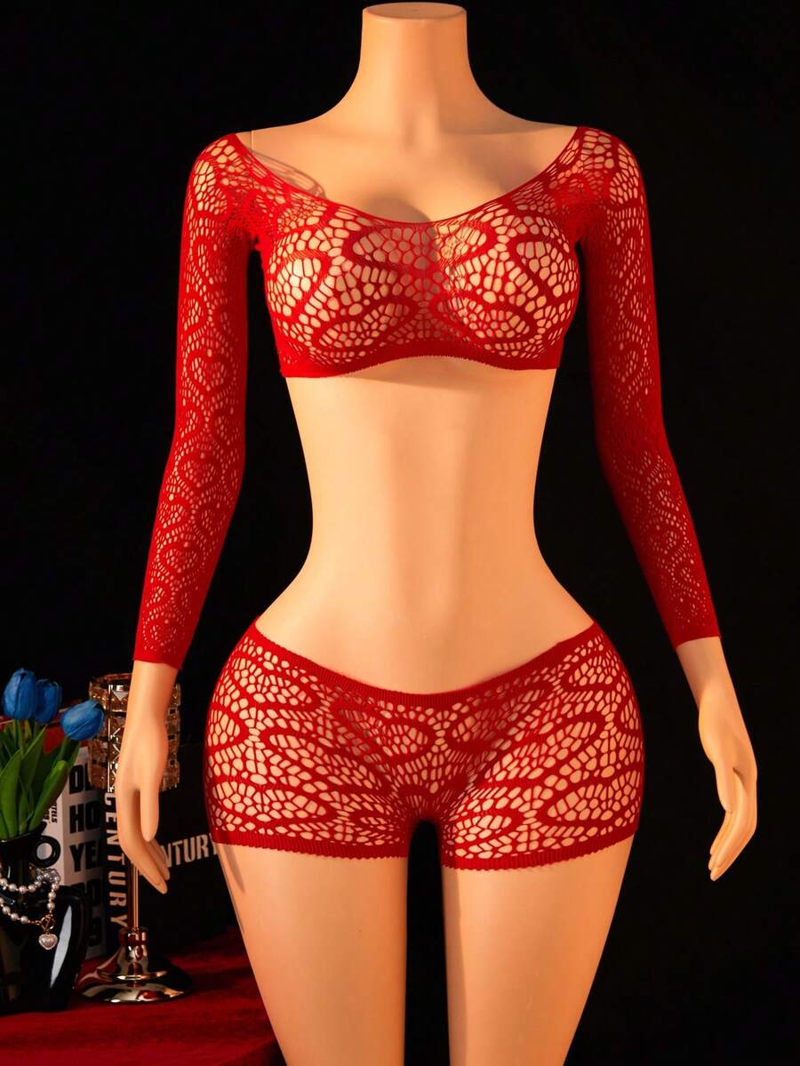 Bộ đồ lót gợi cảm 2 món dành cho nữ, áo croptop dài tay ren hình trái tim màu đỏ và quần short, áo liền thân lưới xuyên thấu. - Đỏ - Xem 1