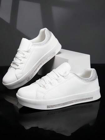 女士时尚低帮休闲鞋，百搭系带白色运动鞋滑板鞋